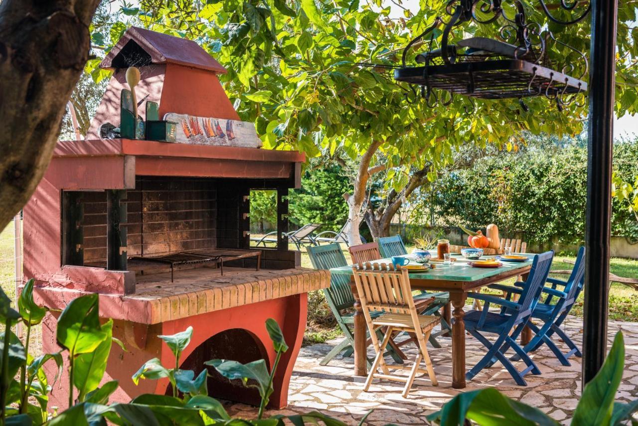 Beachfront Villa Meliti Ágios Matthaíos 외부 사진